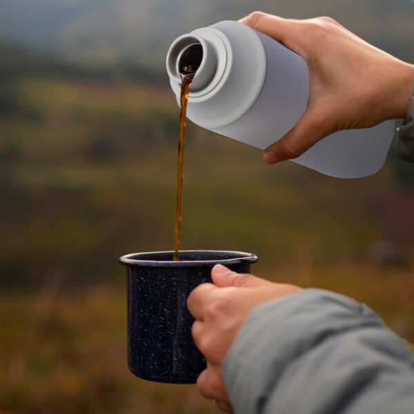 600ml Vacuum Flask with 304 SS inner and powder coating in the outer layer - Image 8