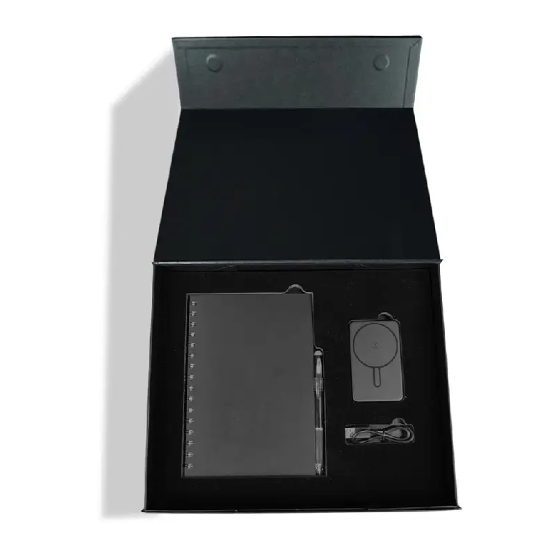 Smart Essentials Gift Set - Black - Image 2