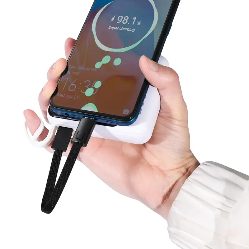 Compact Zinc Alloy USB-C to USB-C Cable with 60W Fast Charging, Data Transfer & Stylish Keychain Design - Image 4