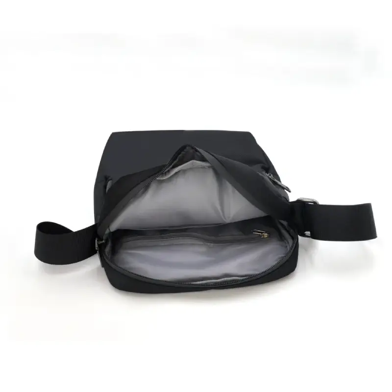 Lightweight Travel Bag - Image 4